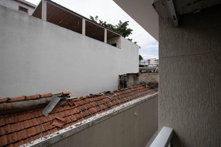 Casa à venda com 75m², 2 quartos e 1 vaga Casa à venda com 75m², 2 quartos e 1 vagaVaranda