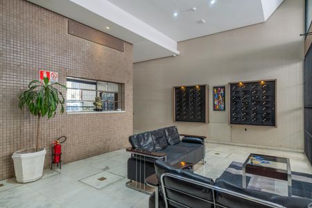 Apartamento à venda com 158m², 3 quartos e sem vagaHall social