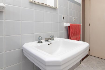 Apartamento à venda com 158m², 3 quartos e sem vagaBanheiro 2