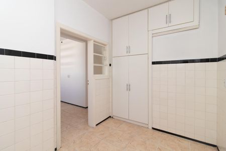 Apartamento à venda com 158m², 3 quartos e sem vagaCozinha e Área de Serviço