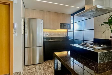 Cozinha de apartamento à venda com 2 quartos, 67m² em Anchieta, Belo Horizonte