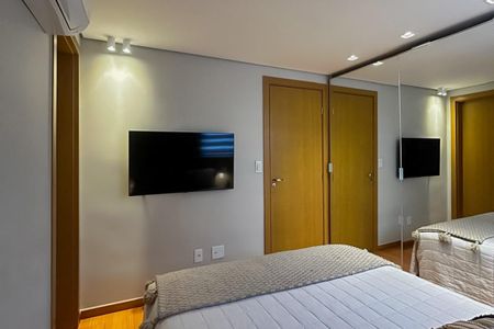 Apartamento à venda com 67m², 2 quartos e 2 vagasSuíte