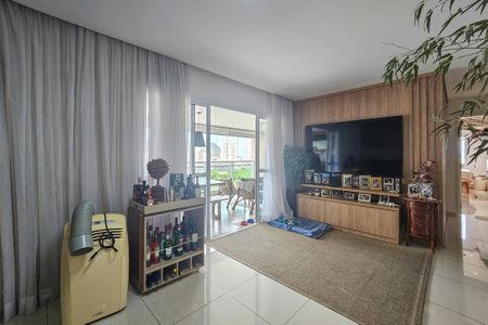 Apartamento para alugar com 3 quartos, 134m² em Vila Luis Antonio, Guarujá