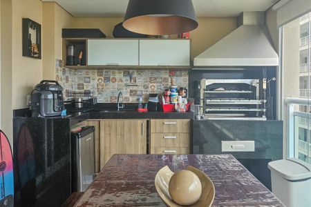 Apartamento para alugar com 3 quartos, 134m² em Vila Luis Antonio, Guarujá