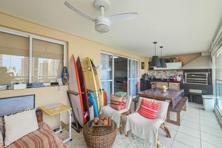 Apartamento para alugar com 3 quartos, 134m² em Vila Luis Antonio, Guarujá