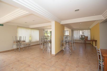 Apartamento para alugar com 55m², 2 quartos e 1 vagaÁrea comum - Salão de festas