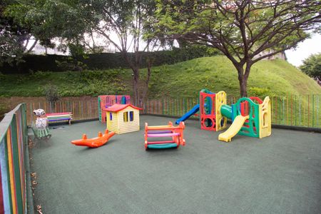 Apartamento para alugar com 55m², 2 quartos e 1 vagaÁrea comum - Playground