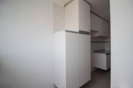 Apartamento para alugar com 55m², 2 quartos e 1 vagaÁrea de Serviço
