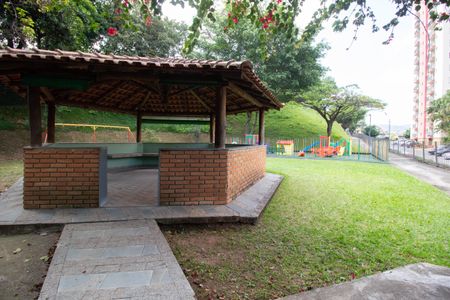 Apartamento para alugar com 55m², 2 quartos e 1 vagaÁrea comum - Churrasqueira