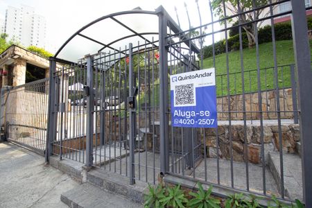 Apartamento para alugar com 55m², 2 quartos e 1 vagaFachada