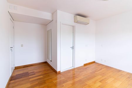 Apartamento para alugar com 132m², 3 quartos e 2 vagasSuíte 1