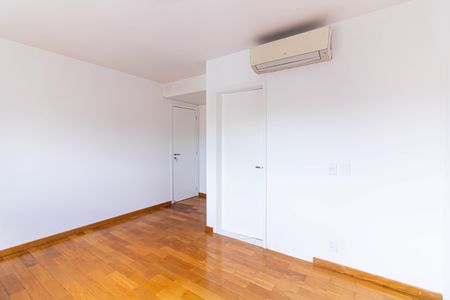 Apartamento para alugar com 132m², 3 quartos e 2 vagasSuíte 1