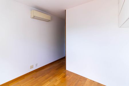 Apartamento para alugar com 132m², 3 quartos e 2 vagasSuíte 2