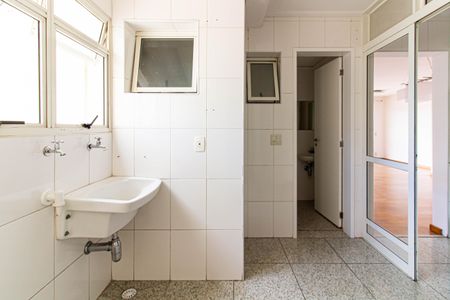 Apartamento para alugar com 132m², 3 quartos e 2 vagasÁrea de Serviço