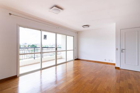 Apartamento para alugar com 132m², 3 quartos e 2 vagasSala