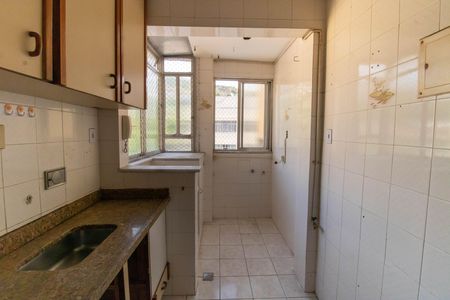 Apartamento para alugar com 52m², 2 quartos e sem vagaCozinha e Área de Serviço