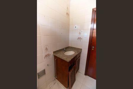Apartamento para alugar com 52m², 2 quartos e sem vagaBanheiro