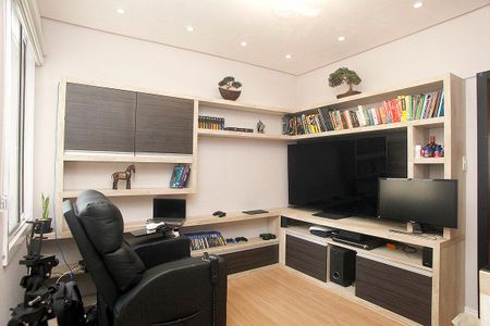 Sala de apartamento à venda com 1 quarto, 48m² em Centro Histórico, Porto Alegre