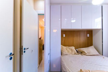 Quarto detalhe de apartamento para alugar com 1 quarto, 2m² em Todos Os Santos, Rio de Janeiro