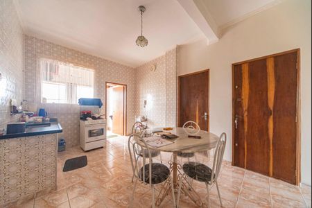 Apartamento para alugar com 146m², 3 quartos e sem vaga Apartamento para alugar com 146m², 3 quartos e sem vagaCozinha