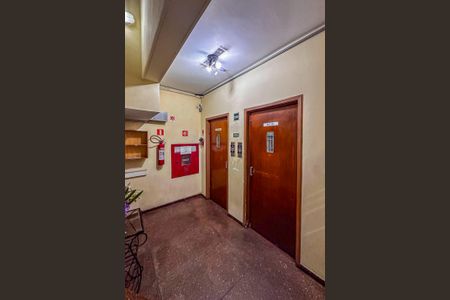 Apartamento para alugar com 146m², 3 quartos e sem vaga Apartamento para alugar com 146m², 3 quartos e sem vagaHall de entrada