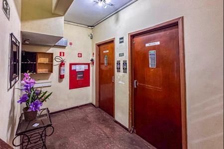 Apartamento para alugar com 146m², 3 quartos e sem vaga Apartamento para alugar com 146m², 3 quartos e sem vagaHall de entrada