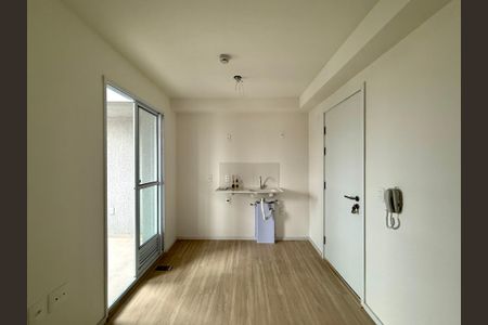 Sala  de apartamento à venda com 1 quarto, 30m² em Vila Ernesto, São Paulo