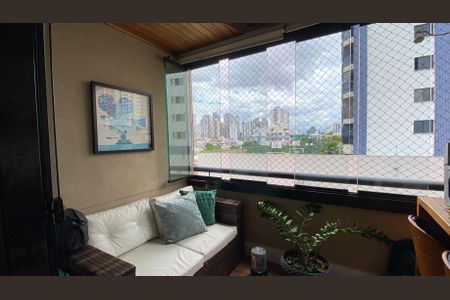 Apartamento à venda com 84m², 3 quartos e 1 vaga Apartamento à venda com 84m², 3 quartos e 1 vagaSacada