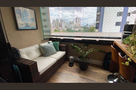 Apartamento à venda com 84m², 3 quartos e 1 vaga Apartamento à venda com 84m², 3 quartos e 1 vagaSacada