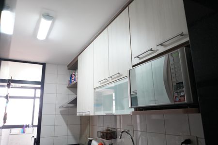 Apartamento à venda com 84m², 3 quartos e 1 vagaCozinha