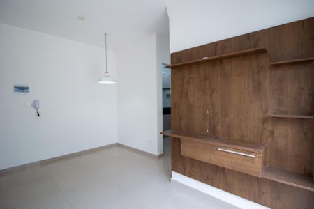 Sala  de apartamento para alugar com 2 quartos, 47m² em Jardim Simus, Sorocaba