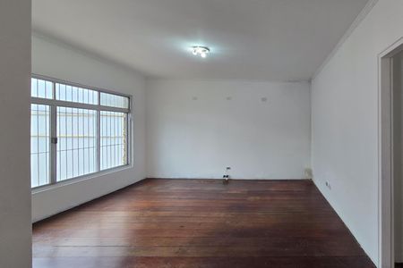 Casa para alugar com 196m², 3 quartos e 3 vagas Casa para alugar com 196m², 3 quartos e 3 vagasSala