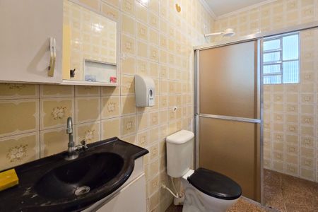 Casa para alugar com 196m², 3 quartos e 3 vagas Casa para alugar com 196m², 3 quartos e 3 vagasBanheiro Social