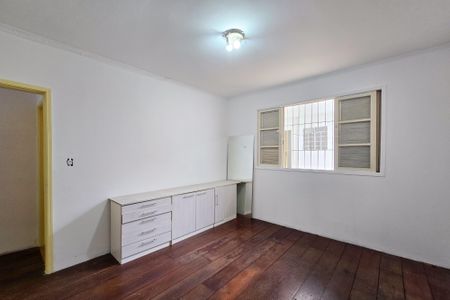 Casa para alugar com 196m², 3 quartos e 3 vagas Casa para alugar com 196m², 3 quartos e 3 vagasQuarto 2