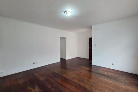 Casa para alugar com 196m², 3 quartos e 3 vagas Casa para alugar com 196m², 3 quartos e 3 vagasSala