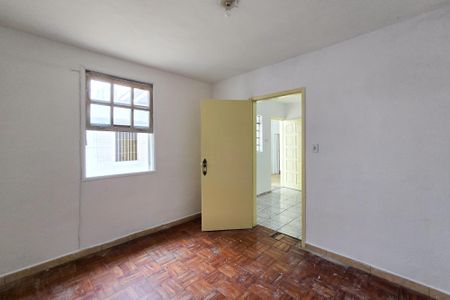 Casa para alugar com 196m², 3 quartos e 3 vagas Casa para alugar com 196m², 3 quartos e 3 vagasQuarto - Edícula