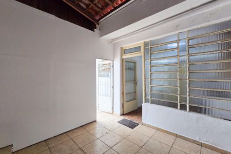 Casa para alugar com 196m², 3 quartos e 3 vagas Casa para alugar com 196m², 3 quartos e 3 vagasQuarto de Serviço