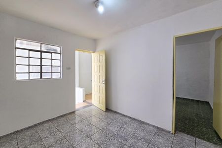 Casa para alugar com 196m², 3 quartos e 3 vagas Casa para alugar com 196m², 3 quartos e 3 vagasSala - Edícula