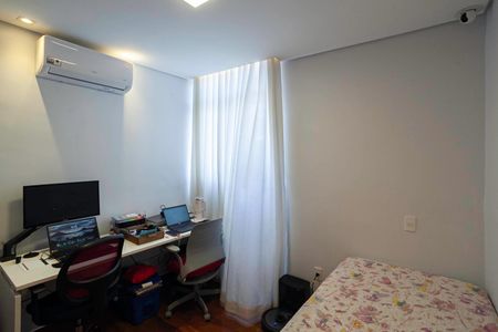 Apartamento à venda com 93m², 3 quartos e 2 vagasQuarto 2
