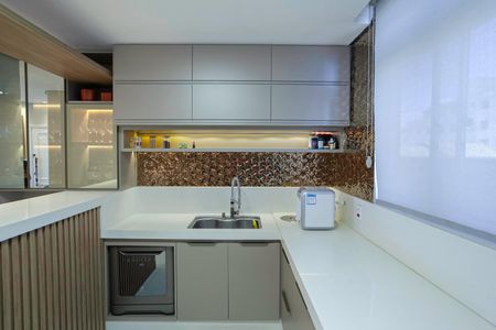 Apartamento à venda com 93m², 3 quartos e 2 vagasCozinha