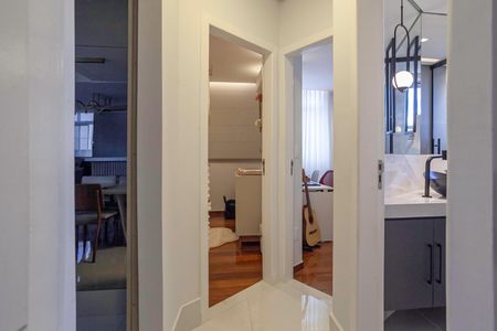 Corredor de apartamento à venda com 3 quartos, 93m² em Novo Eldorado, Contagem