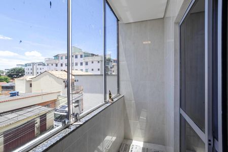 Apartamento à venda com 93m², 3 quartos e 2 vagasVaranda da suíte