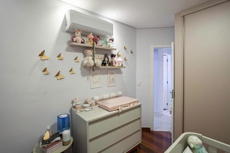 Apartamento à venda com 93m², 3 quartos e 2 vagasQuarto 1