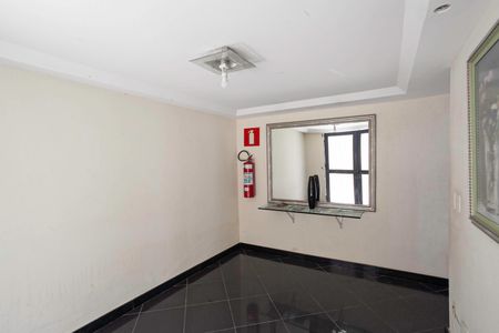 Apartamento à venda com 93m², 3 quartos e 2 vagasEntrada