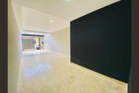 Casa à venda com 140m², 3 quartos e 3 vagas