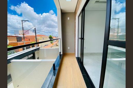 Casa à venda com 3 quartos, 140m² em Vila Salete, São Paulo
