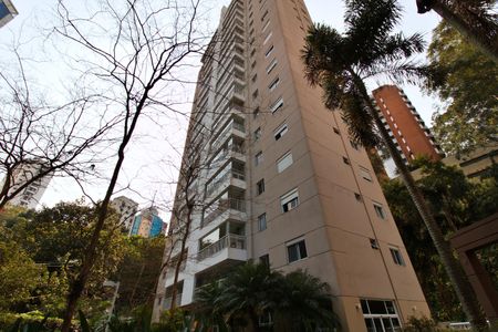 Apartamento à venda com 124m², 3 quartos e 2 vagasFachada