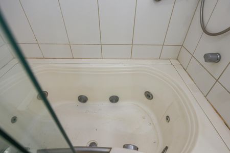 Apartamento à venda com 124m², 3 quartos e 2 vagasBanheiro da Suíte 1