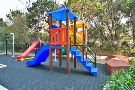 Apartamento à venda com 124m², 3 quartos e 2 vagasÁrea comum - Playground