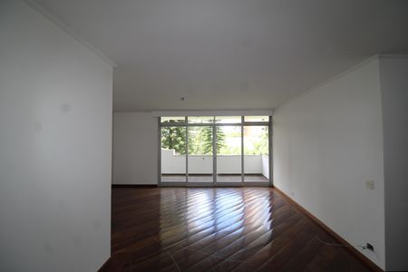 Apartamento à venda com 170m², 3 quartos e 2 vagasSala